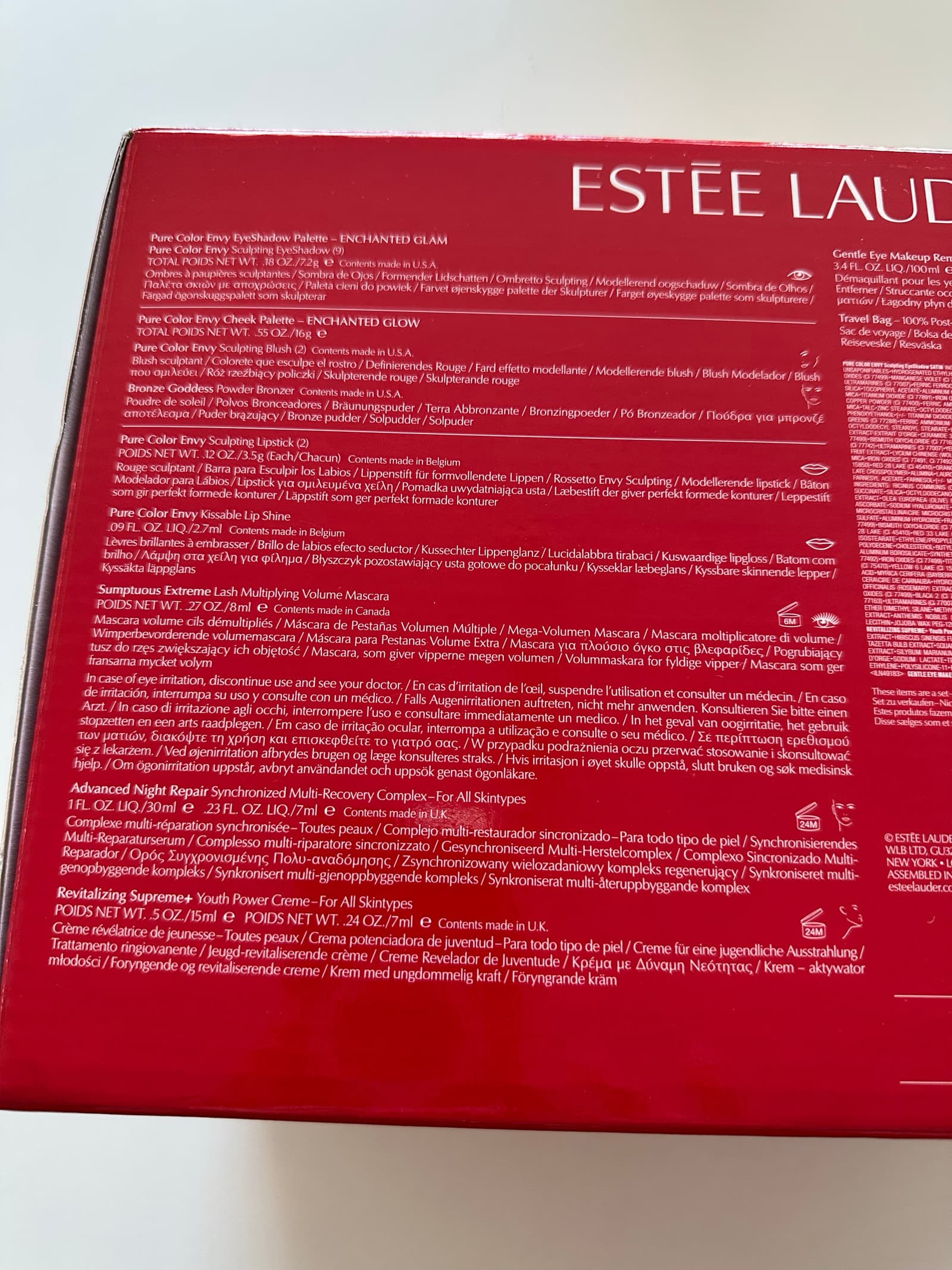ست آرایشی بهداشتی استی لادر 12 عددی Estée Lauder Blockbuster 2022