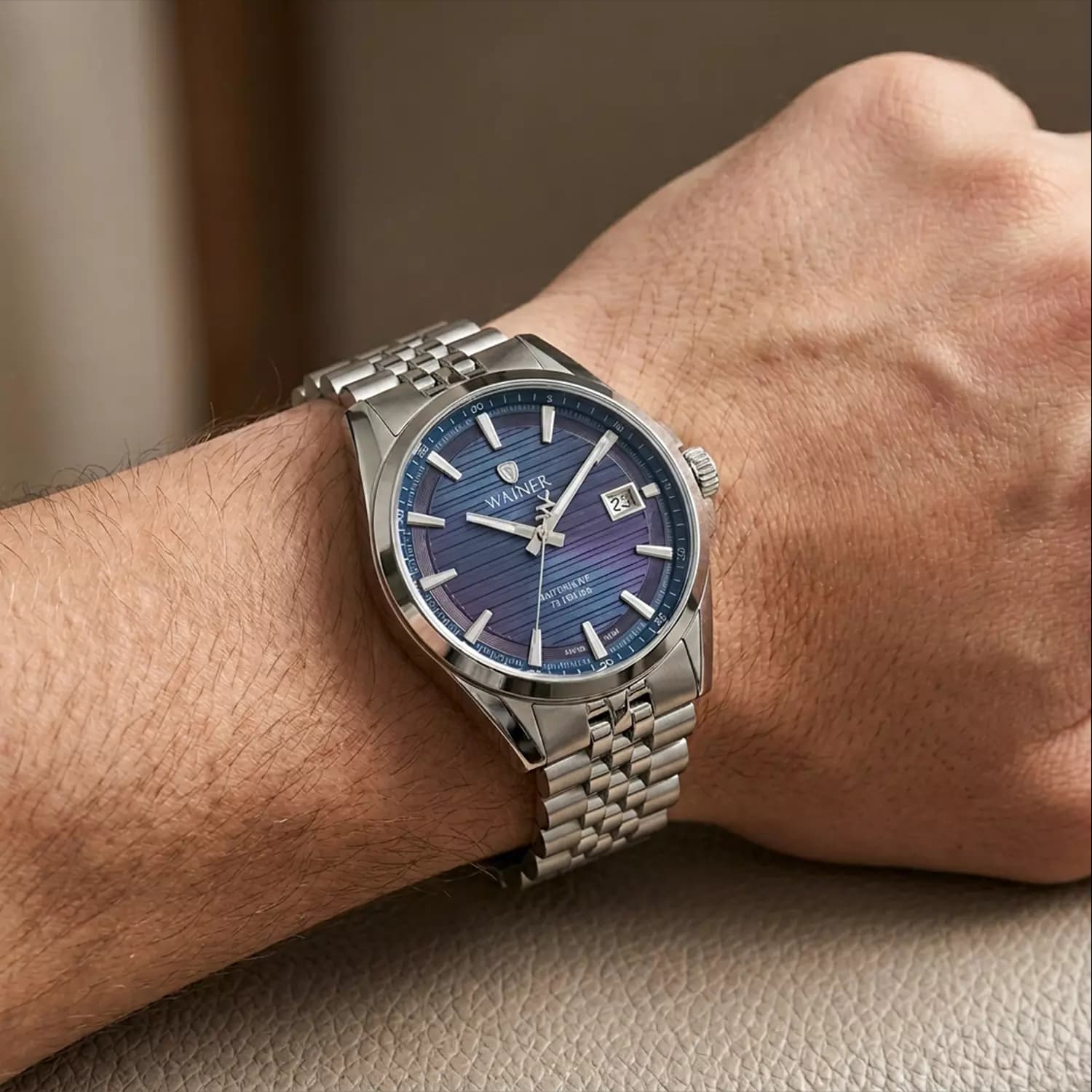 ساعت مچی واینر مردانه فلزی صفحه سرمه ای اتوماتیک WA.25401-B — تصویر ۵