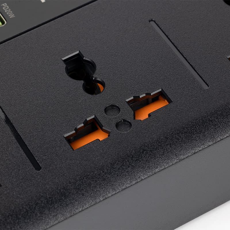چند راهی برق هیسکا HISKA CH-5520 + شارژر USB و Type-C — تصویر ۴