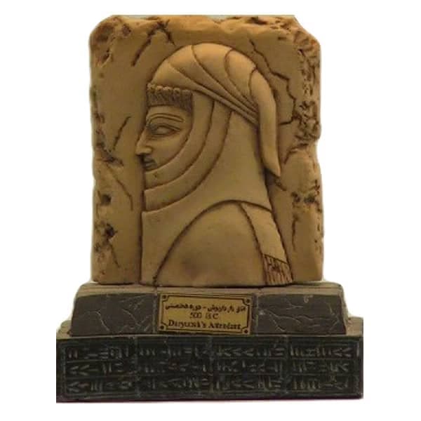 مجسمه پایه دار ندیمه کد MO2510