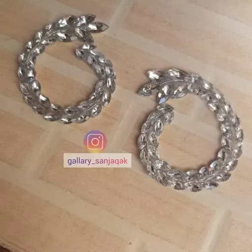 گوشواره میخی تمام نگین نقره ای حلقه ای رنگ ثابت دست ساز — تصویر ۲