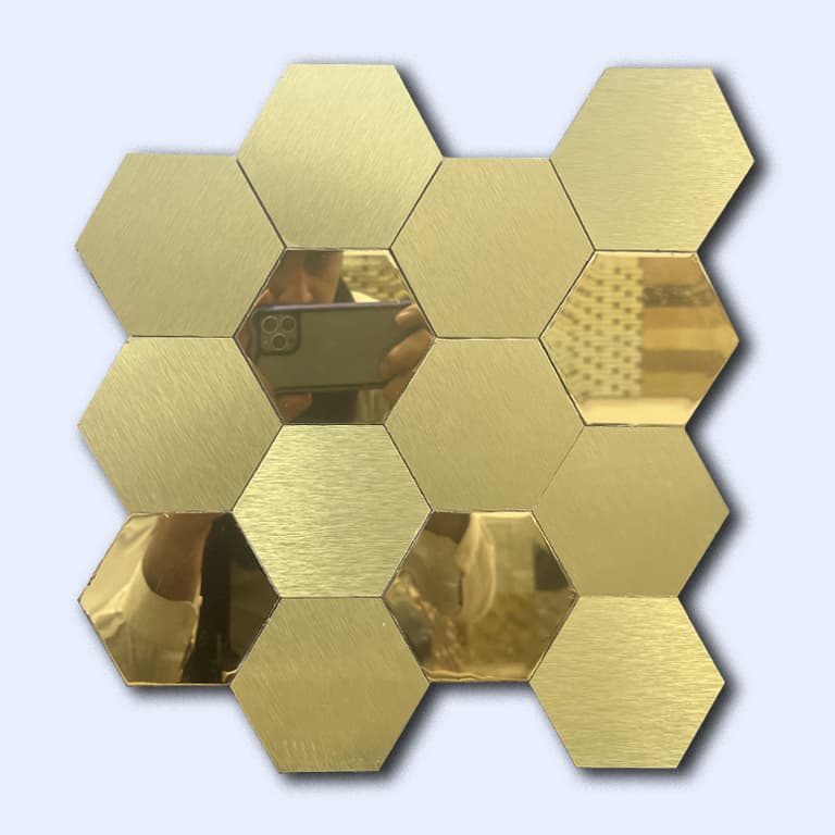 کاشی بین کابینتی پشت چسبی طلایی 30 سانتی کد 16259