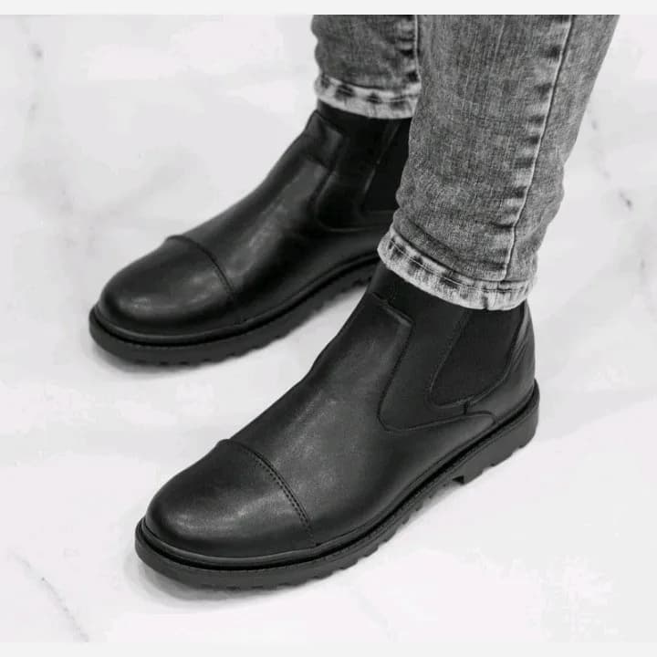 نیم بوت مردانه رویه چرم درجه یک دوردوخت سبک و راحت سایز 40 تا 44 — تصویر ۶