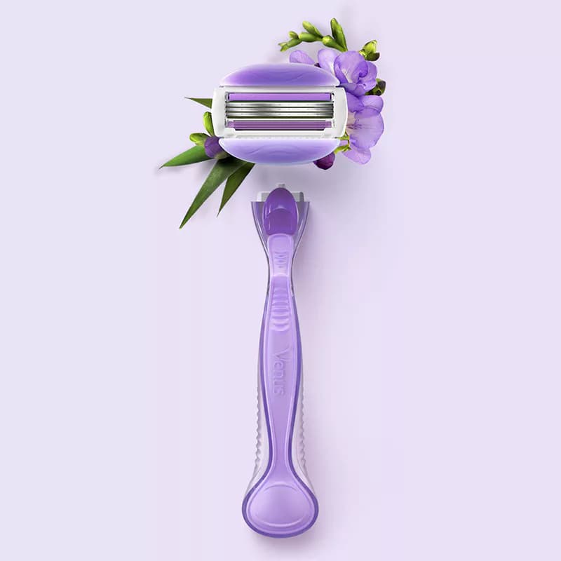 خودتراش زنانه ژیلت ونوس مدل ComfortGlide Breeze شامل ۱ دسته و ۲ سری یدک — تصویر ۱۱