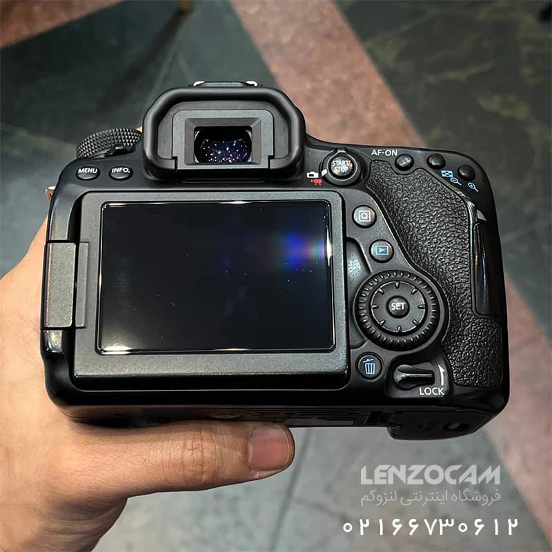 دوربین استوک كانن مدل Canon 80D 18-55 با 12هزار شات — تصویر ۳