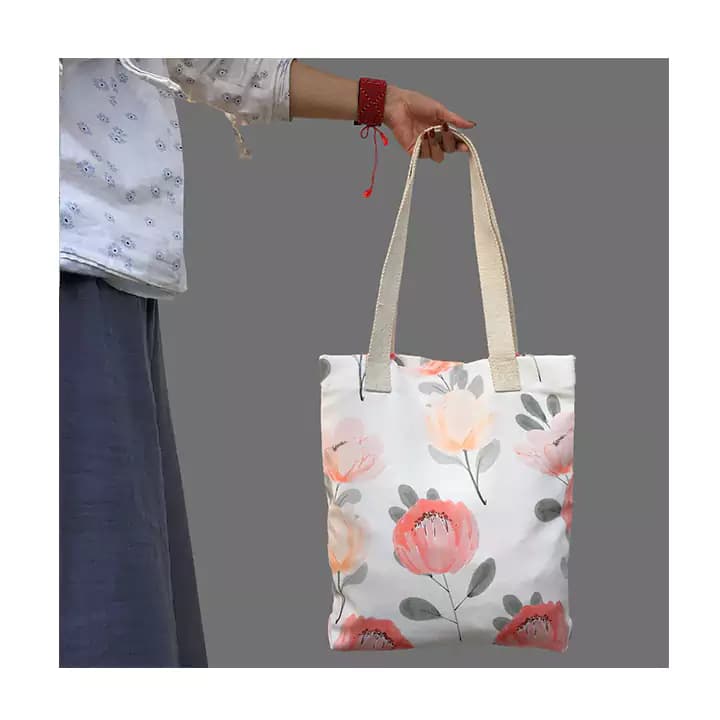 ساک پارچه ای گوشه طرح باغ گل هیتاچی — تصویر ۶