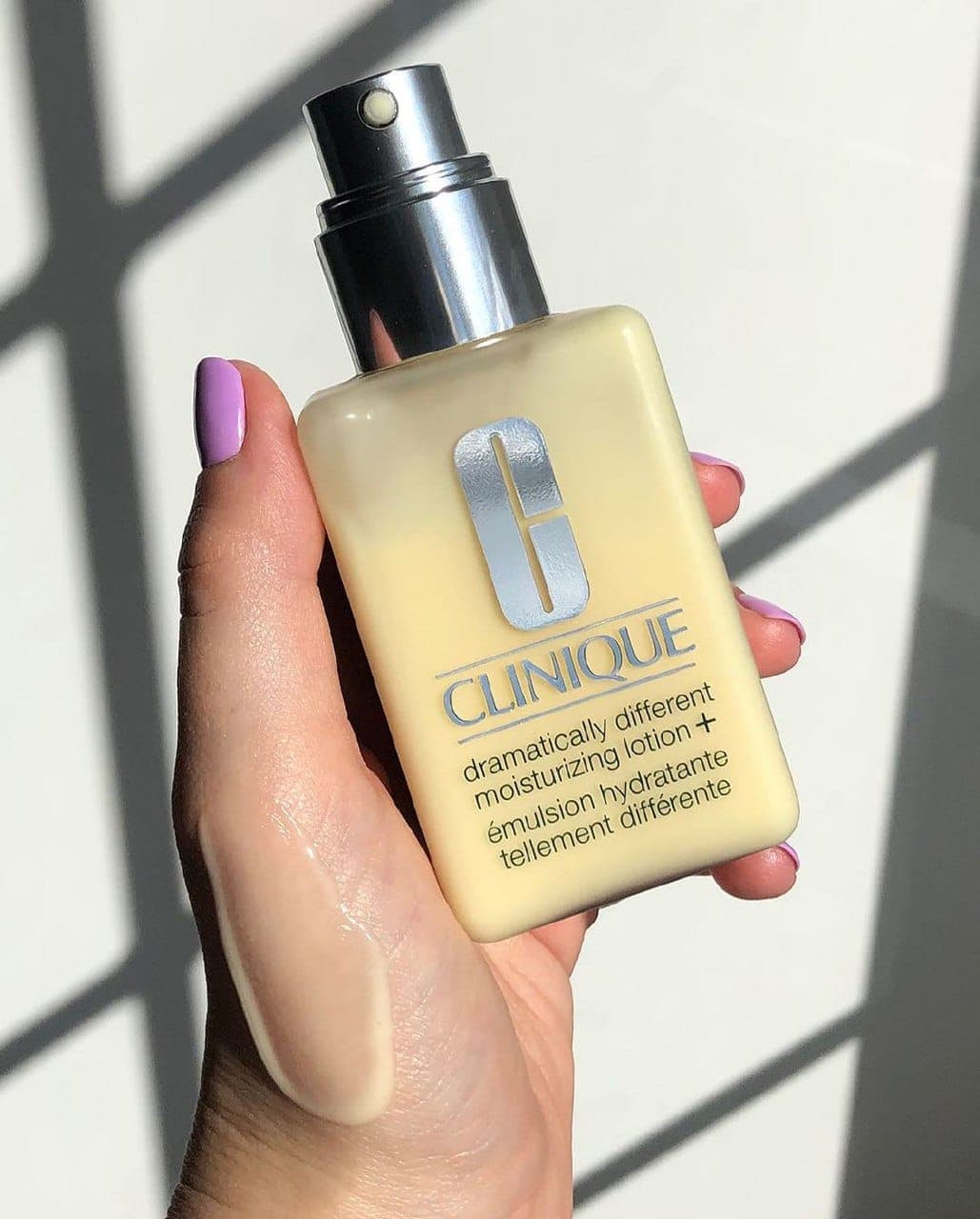 لوسیون مرطوب کننده دراماتیکالی دیفرنت کلینیک مدل لوشن پلاس اصل | Clinique Dramatically Different Moisturizing Lotion/125M — تصویر ۶