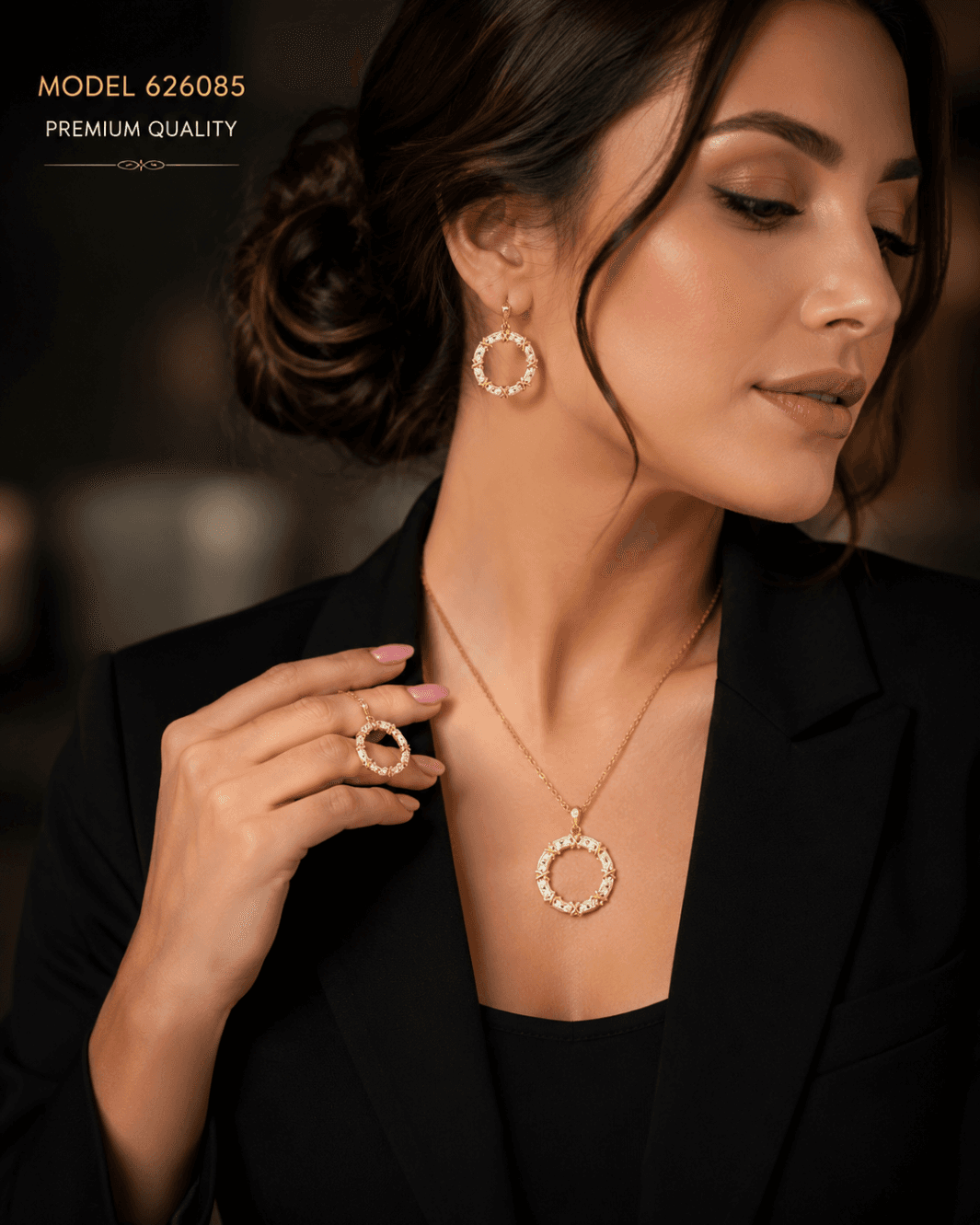 نیمست زنانه حلقه نگیندار طلایی اصل/اورجینال مدل 626085 Gold Crystal Circle Jewelry Set – Original Model 626085
