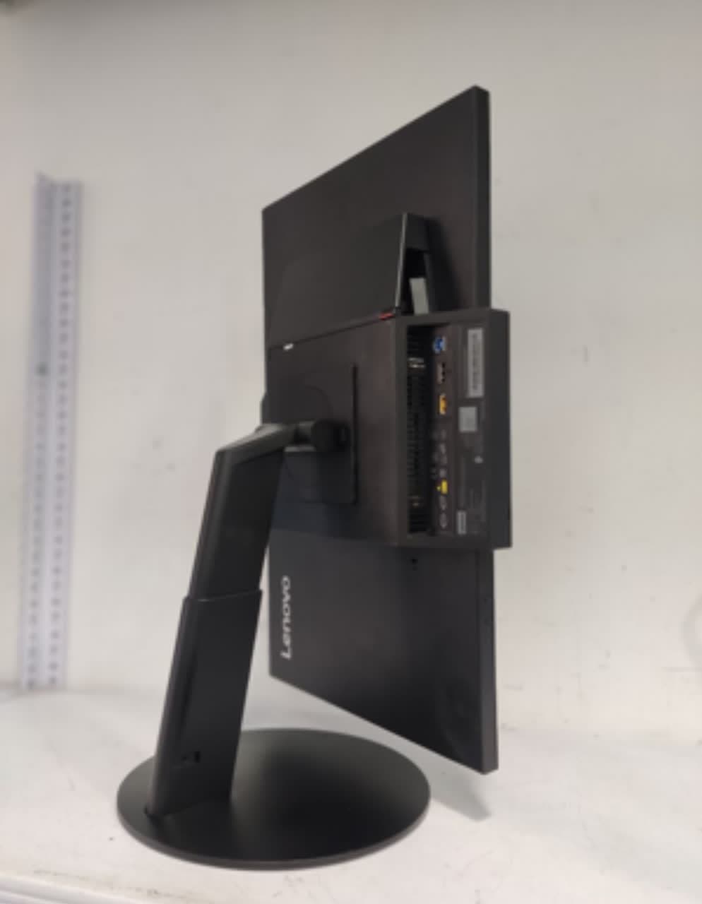 کامپیوتر همه کاره 24 اینچی لنوو مدل Corei5 7400- Lenovo Tio24D — تصویر ۷