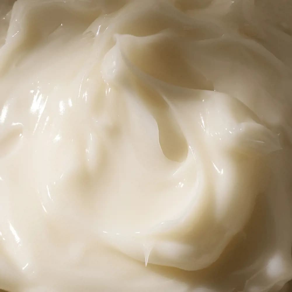اسکراب بدن شیر و عسل اوریفلیم Milk & Honey Gold Sugar Scrub — تصویر ۶