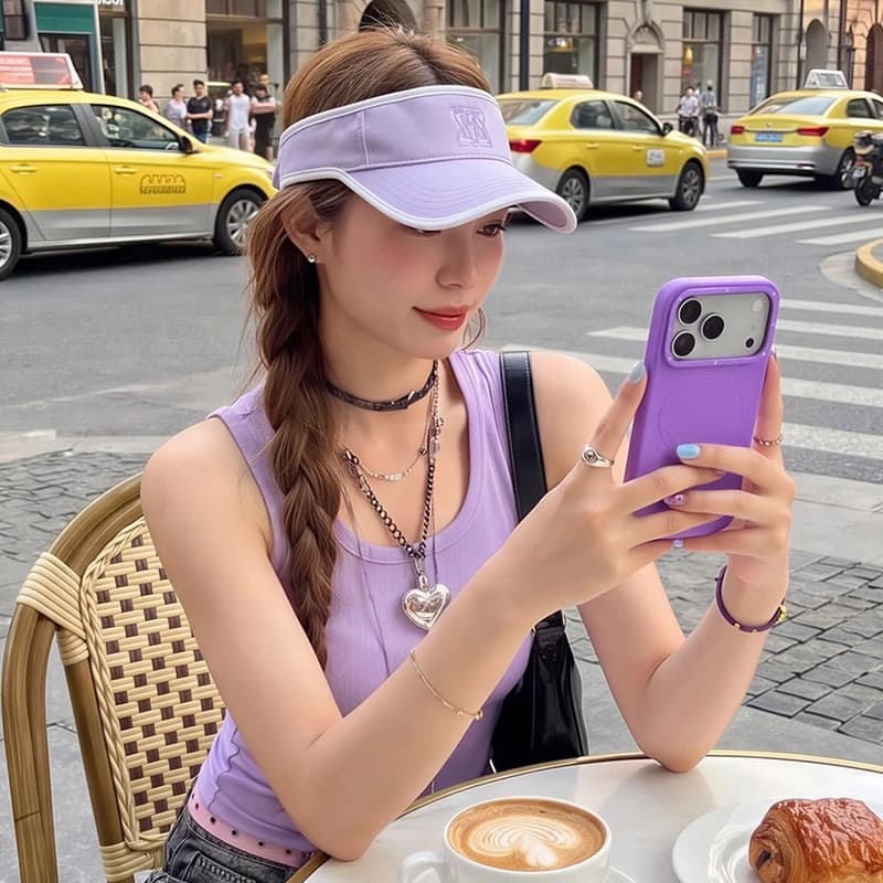 کاور سیلیکون YOUNGKIT مدل Morandi Silicone مناسب برای iPhone 17 Pro — تصویر ۱۲