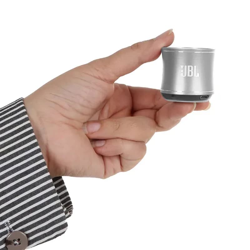 اسپیکر بلوتوثی قابل حمل جی بی ال مدل Mini M8 – نقره ای — تصویر ۹