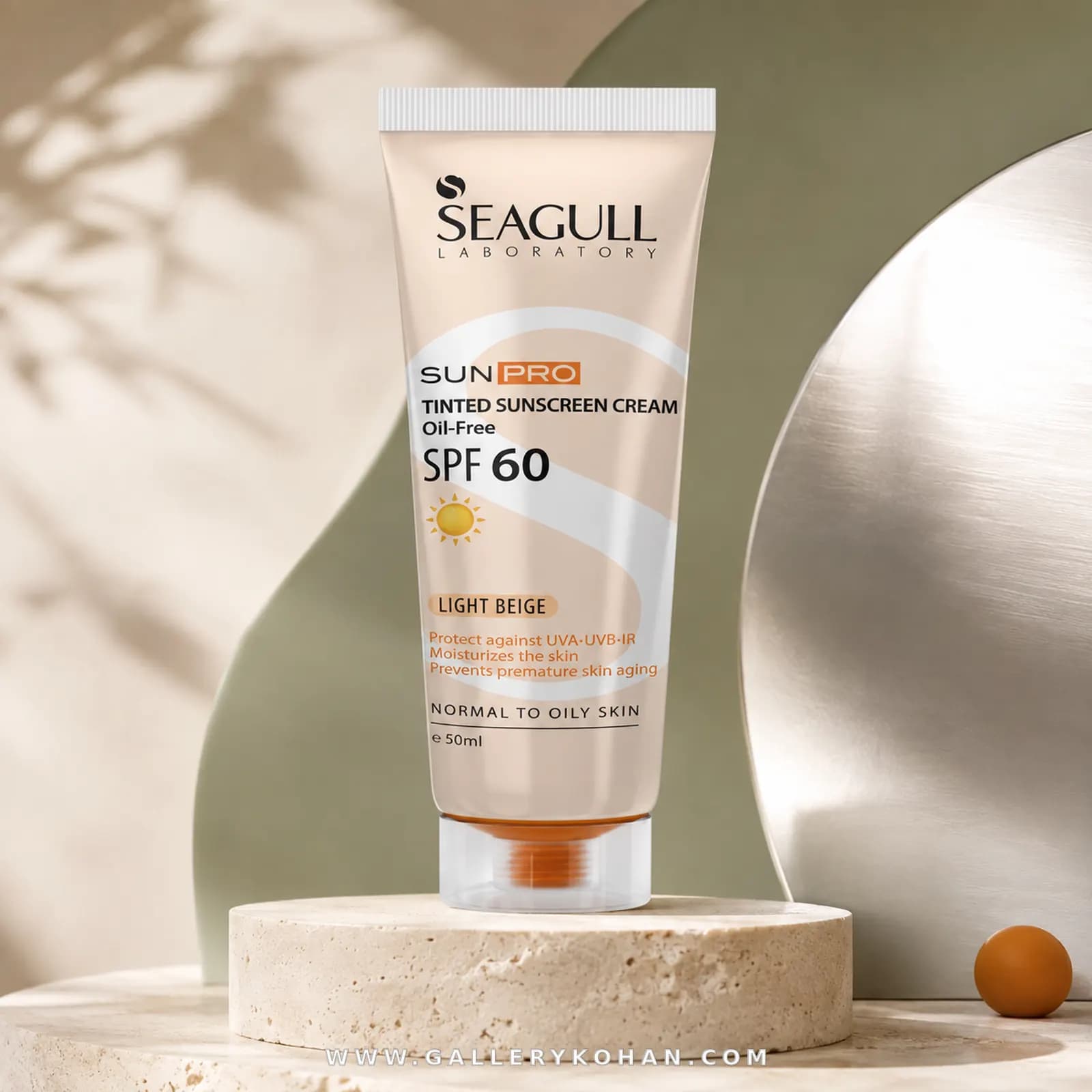 ضد آفتاب سی گل بژ روشن فاقد چربی spf60 — تصویر ۳