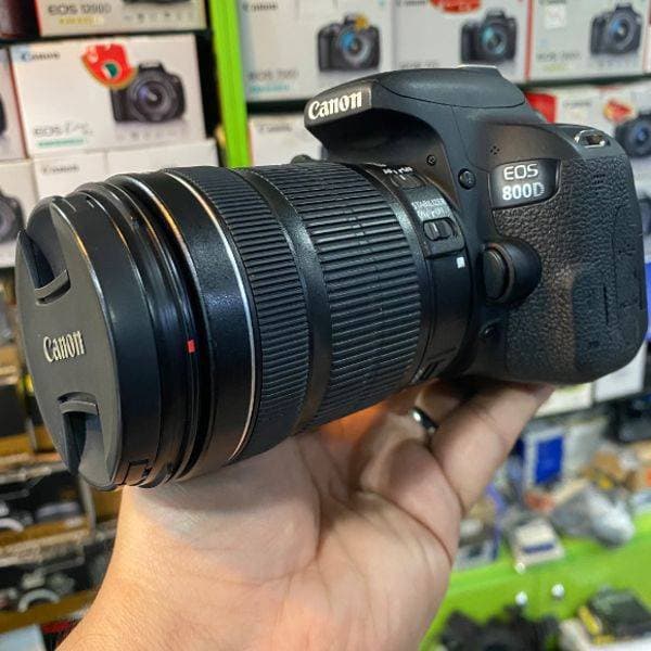 دوربین دست دوم عکاسی کانن Canon EOS 800D kit EF-S 18-135mm f/3.5-5.6 IS STM (11000 شات) — تصویر ۷