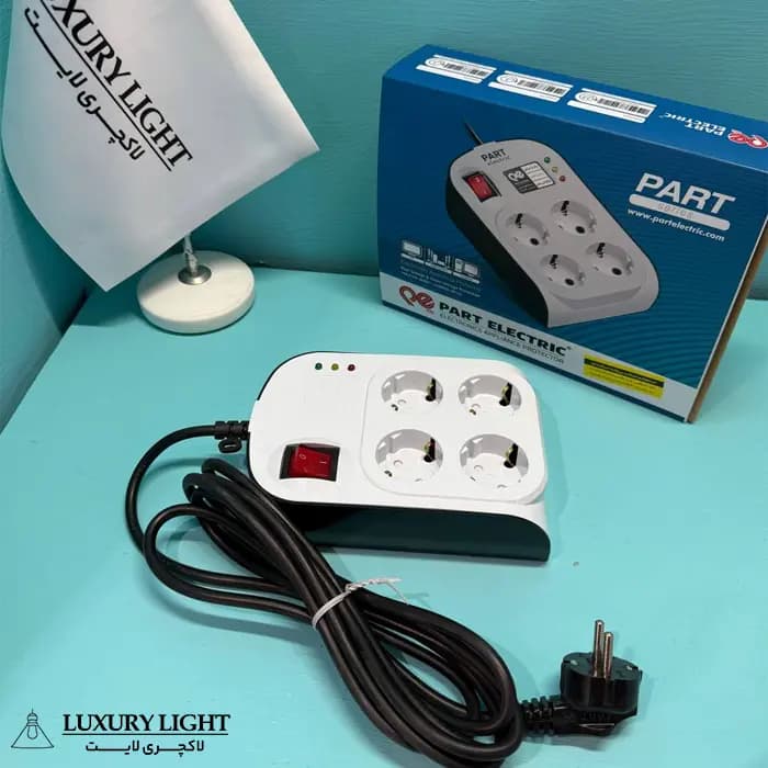 محافظ ولتاژ 4 خانه ارت دار کابل 3 متری پارت الکتریک مدل پارت 8792 — تصویر ۱۲