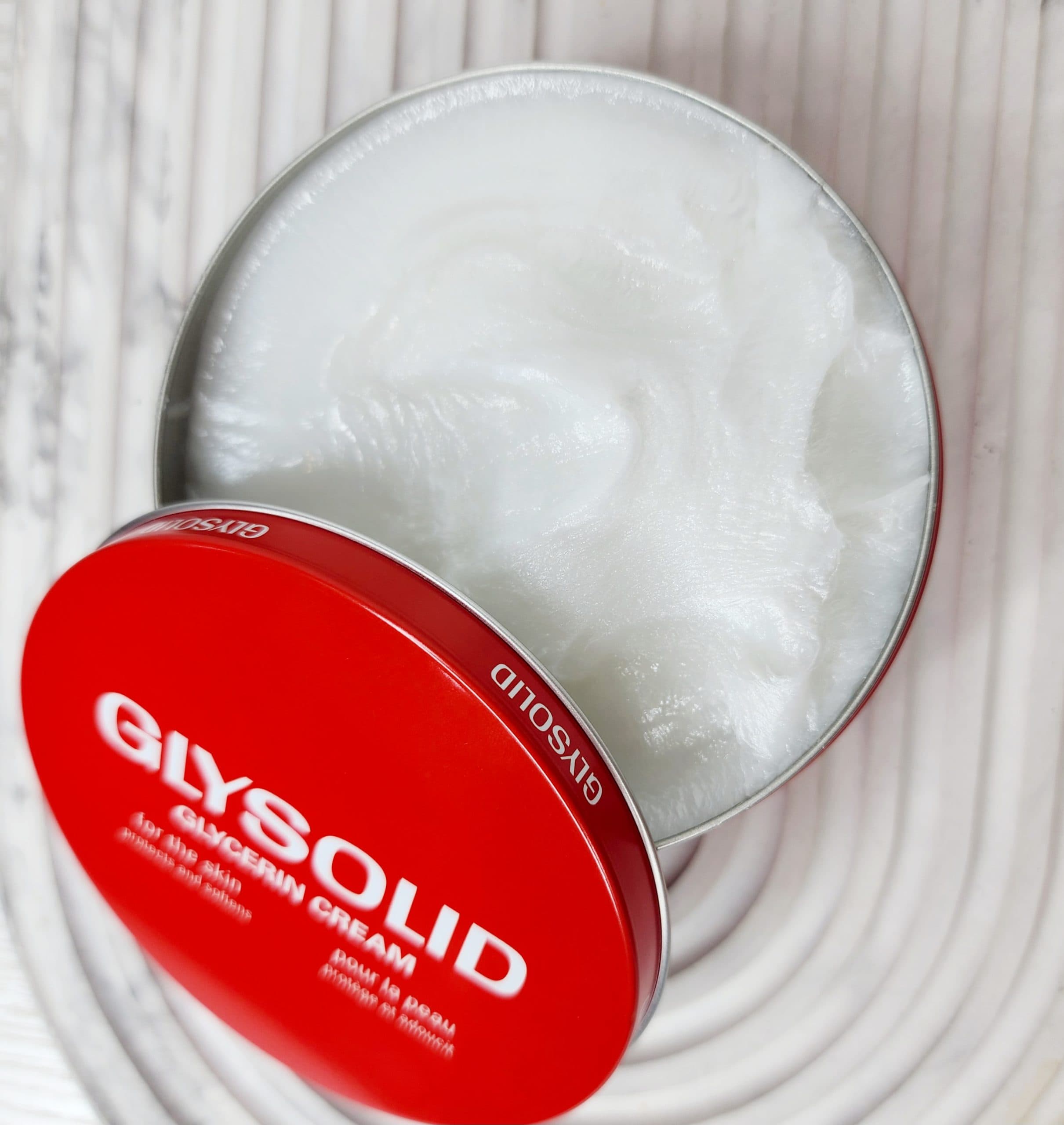 کرم مرطوب کننده گلیسولید Glysolid حجم 250 میل — تصویر ۲
