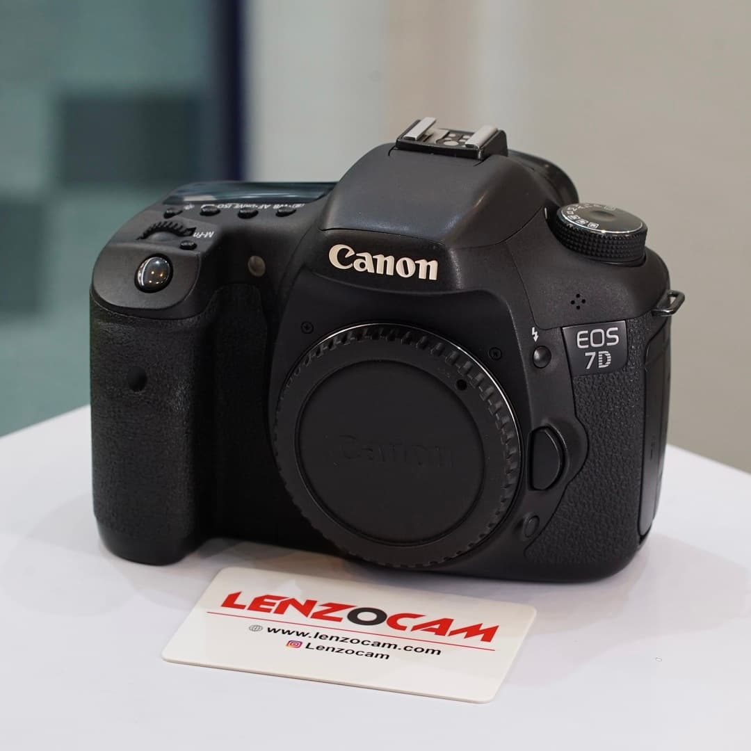 دوربین دست دوم کانن مدل canon 7D body
