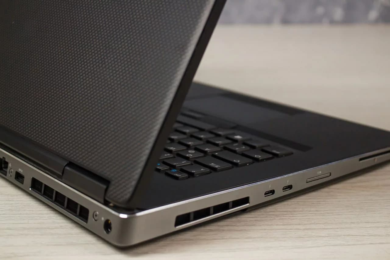 لپ تاپ استوک دل مدل dell precision 7530 15inch — تصویر ۱۰
