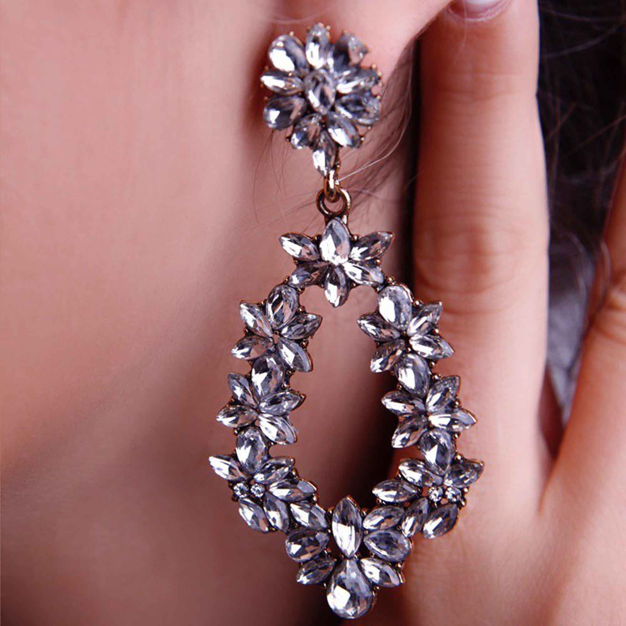 گوشواره زنانه طرح جواهر کد go12 — تصویر ۳