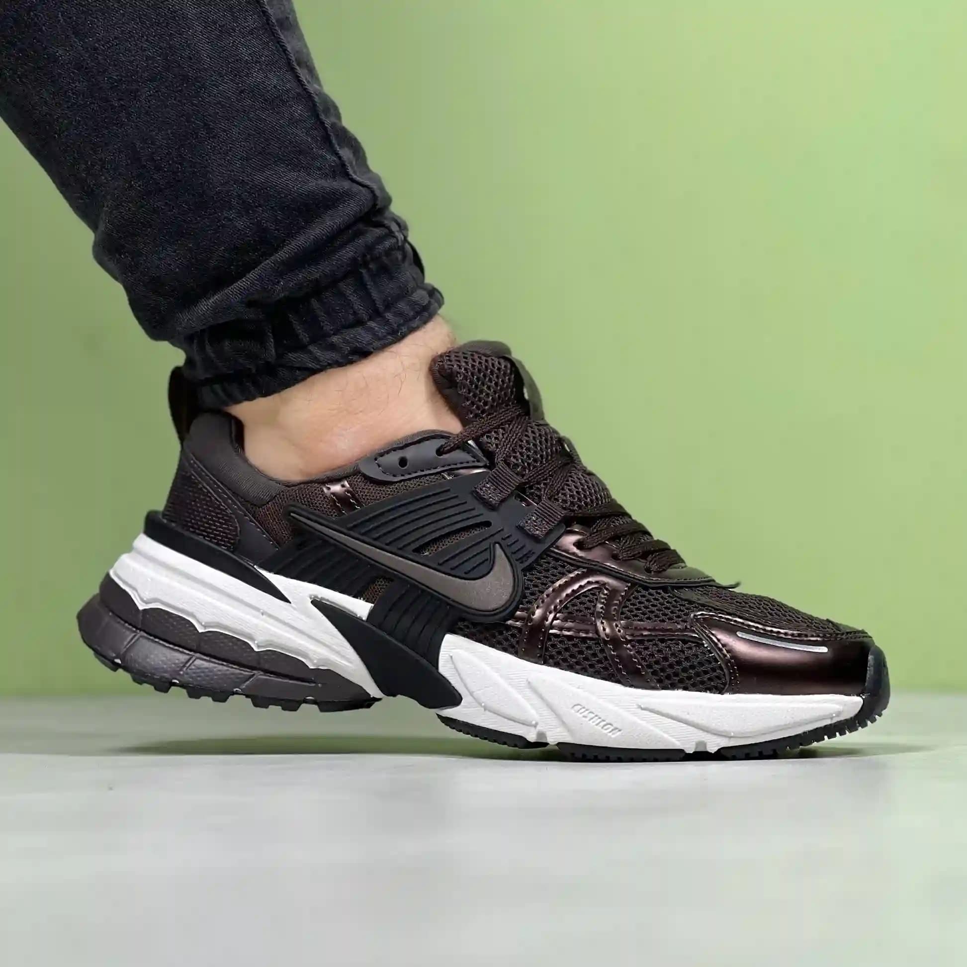 کتونی نایک v2k nike رانینگ طبی مردانه کد 1516