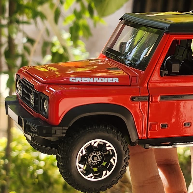 ماکت ماشین ناب سل مدل فلزی درب بازشو LAND ROVER PAJAN طرح دودزا — تصویر ۷