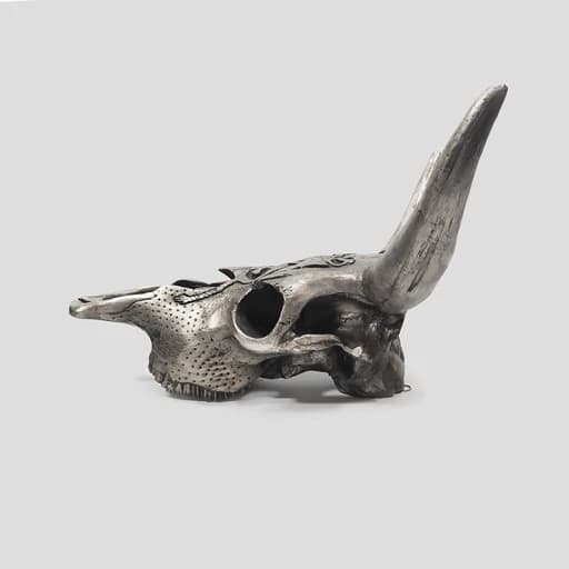 دیوارکوب طرح جمجمه گاومیش (راک) مدل Pirate کد Irz267 رنگ نقرهای — تصویر ۱۱