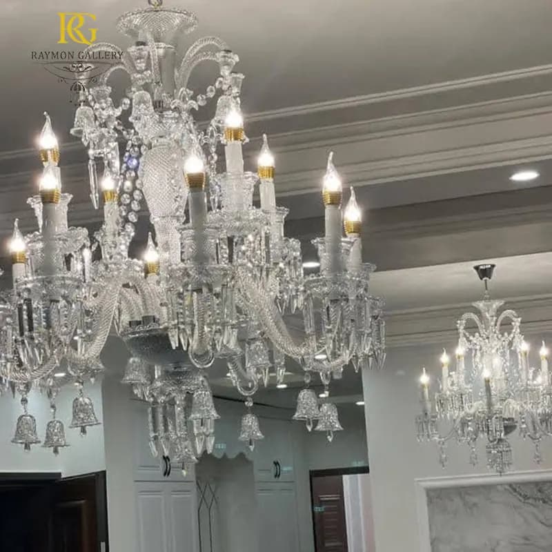 لوستر باکارات آویز زنگوله ای شیک (18 شاخه)