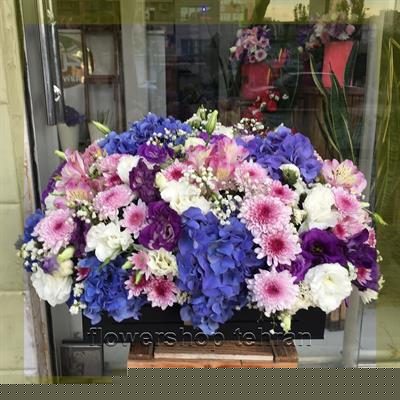 فروش باکس گل برای خوشحال کردن عزیزانت در هر مناسبتی