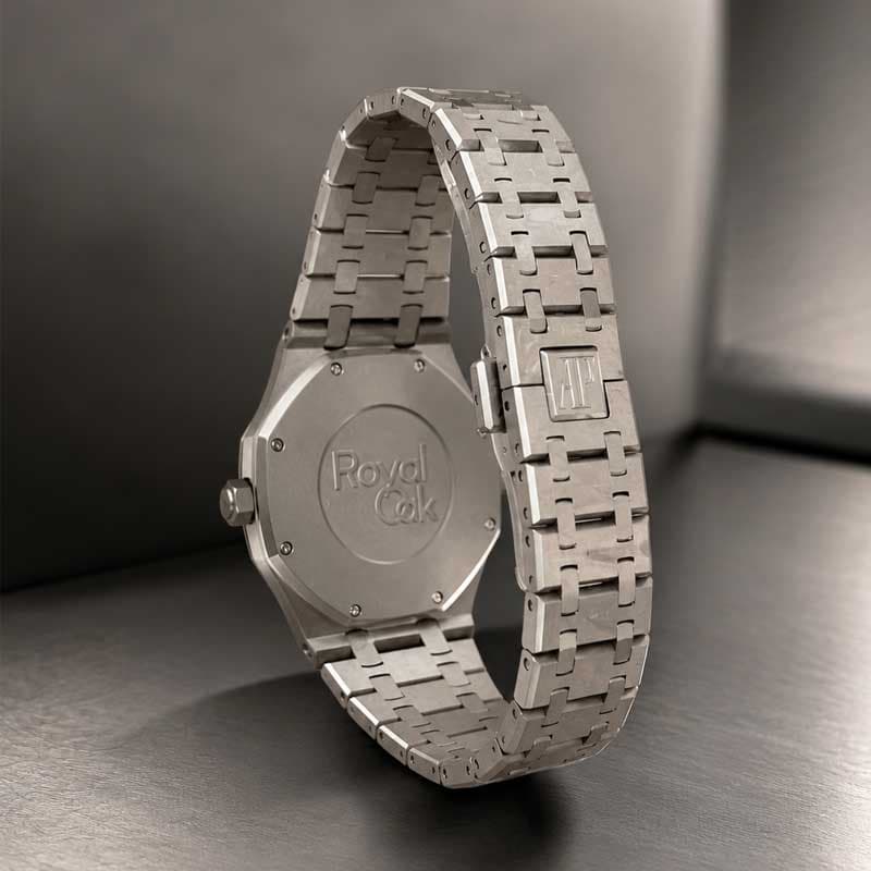 ساعت مردانه اودمار پیگه تک موتوره صفحه مشکی Audemars piguet Royal Oak 4132 — تصویر ۴