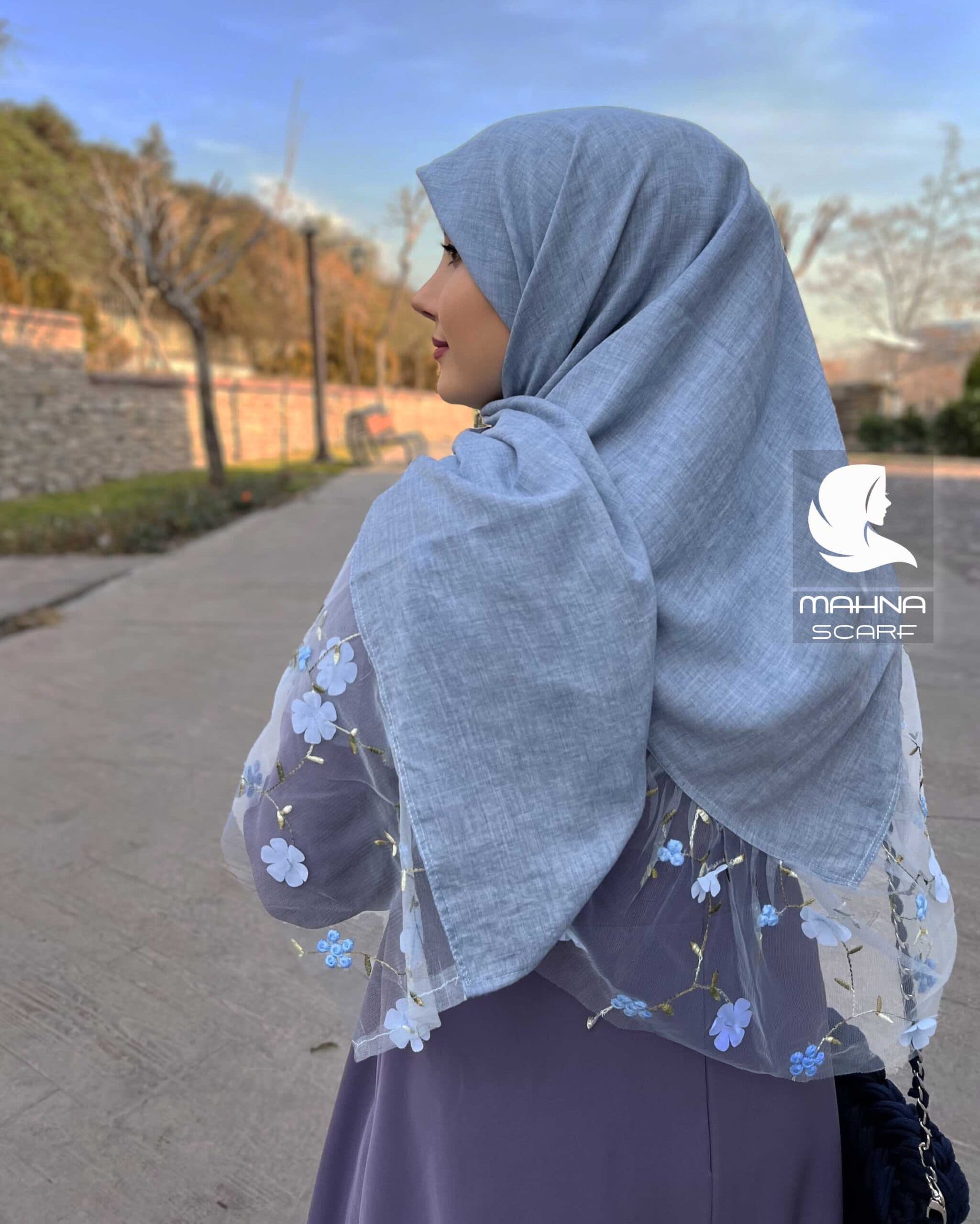 روسری تور گلدوزی آبی — تصویر ۵
