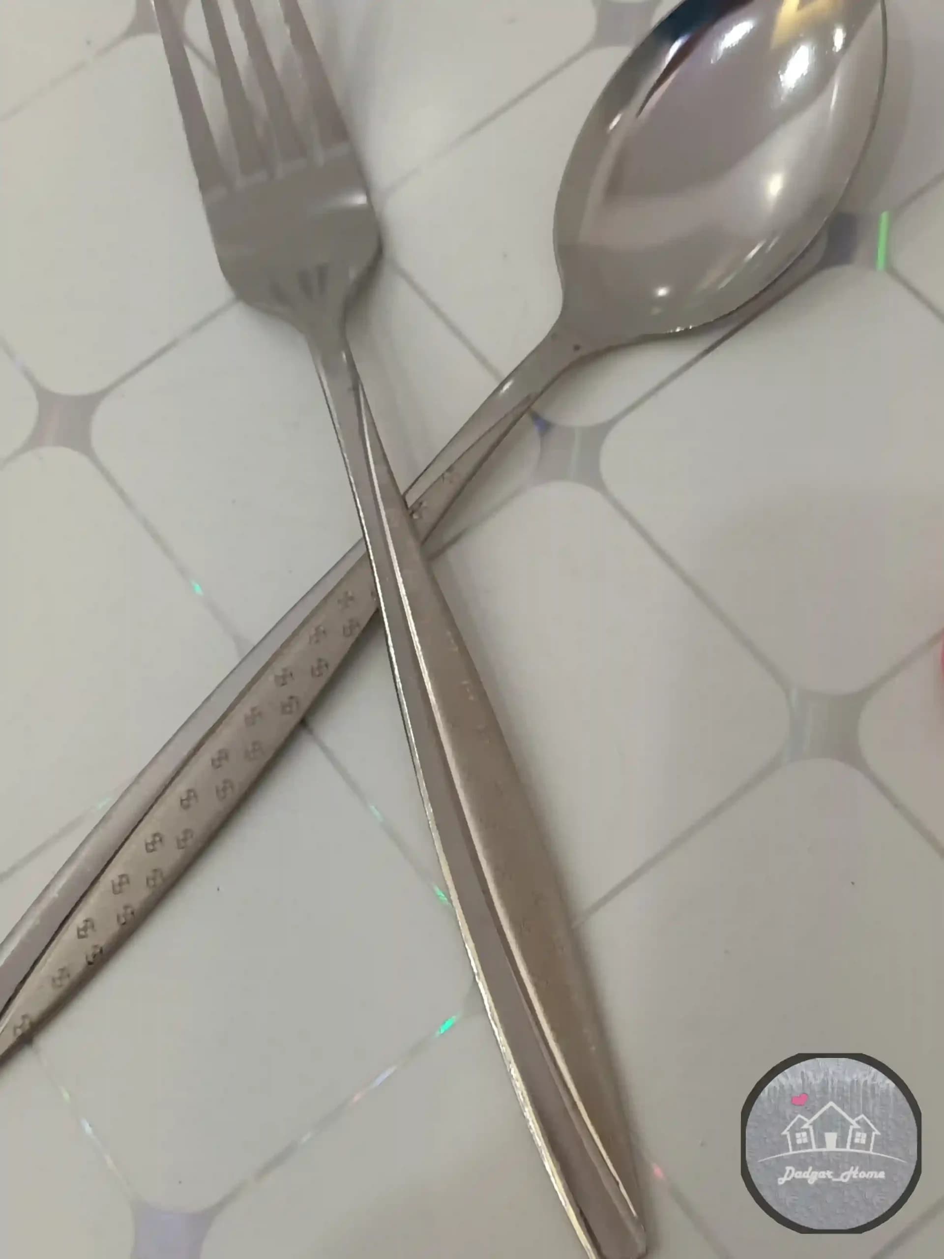 قاشق و چنگال استیل طرح ماینز — تصویر ۶
