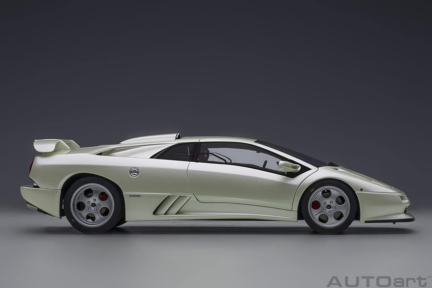ماکت ماشین Lamborghini Diablo SE30 Jota برند AUTOart — تصویر ۴