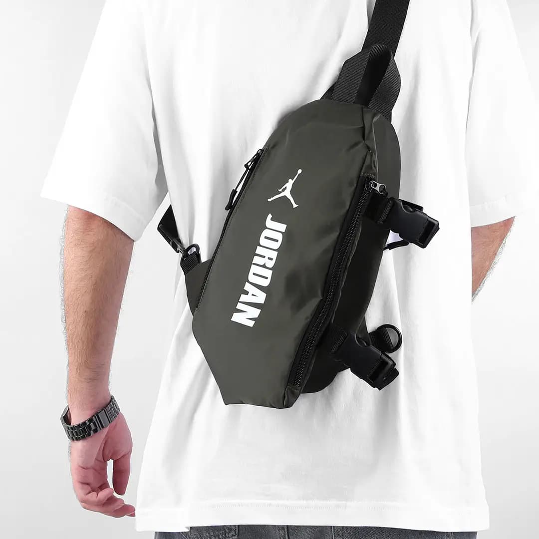 کیف رودوشی بادی بگ Air Jordan مدل J30220 — تصویر ۵