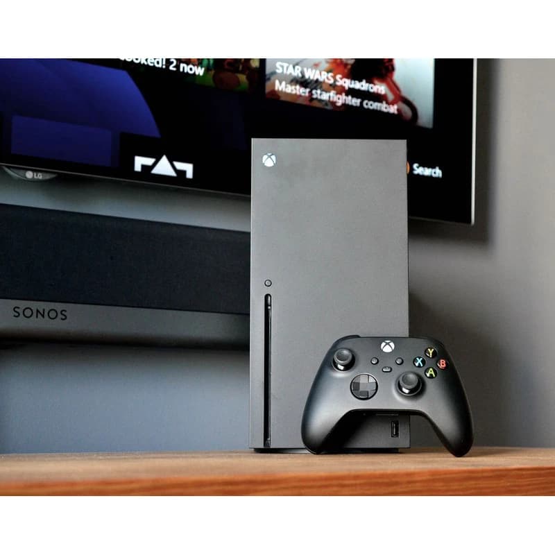 کنسول بازی مایکروسافت مدل Xbox Series X ظرفیت 1 ترابایت به همراه دسته اضافی + پایه شارژ SparkFox — تصویر ۵