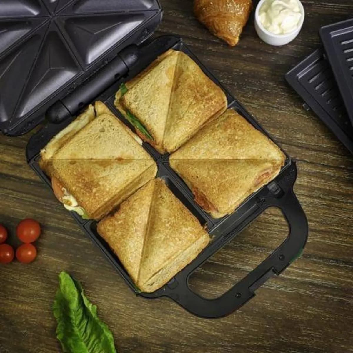 ساندویچ میکر دوکاره جیپاس مدل GSM5444 | خرید Geepas Sandwich Maker — تصویر ۶