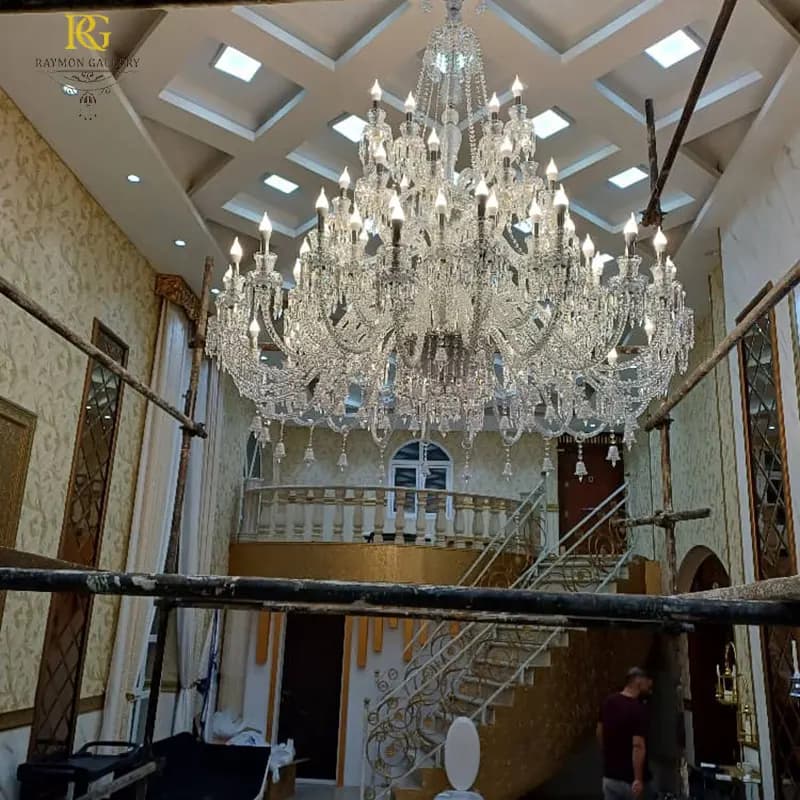 لوستر باکارات سفید چند طبقه ریسه ای (65 شاخه) — تصویر ۵