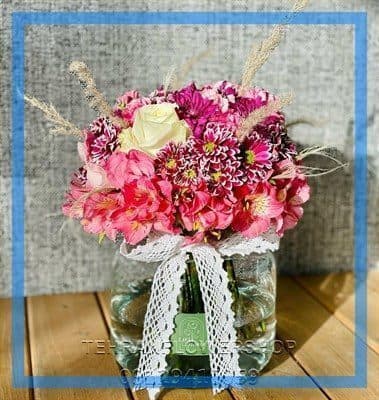 چیدمان هنری دسته گل لاکچری هدیه برای دکور میز یا لابی