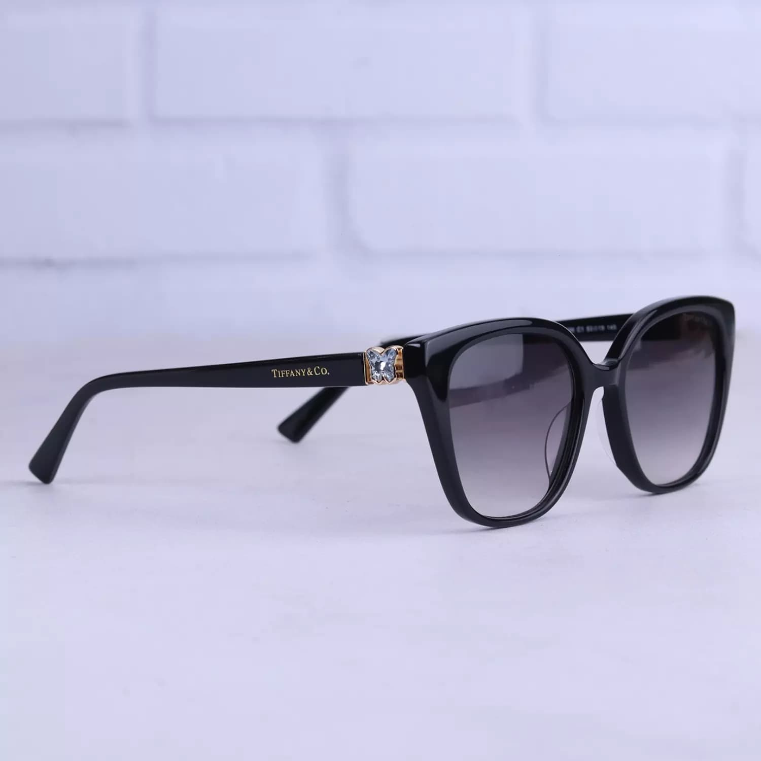 عینک آفتابی زنانه تیفانی فریم پروانه ای مشکی استیت TF2296/1 — تصویر ۹