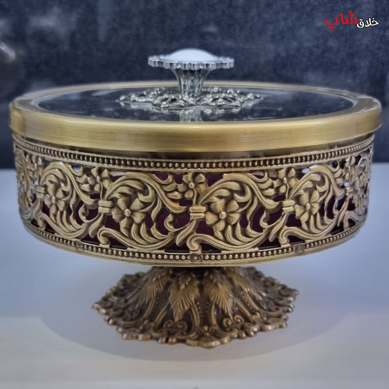 شکلات خوری فلزی گرد پایه دار کد 05