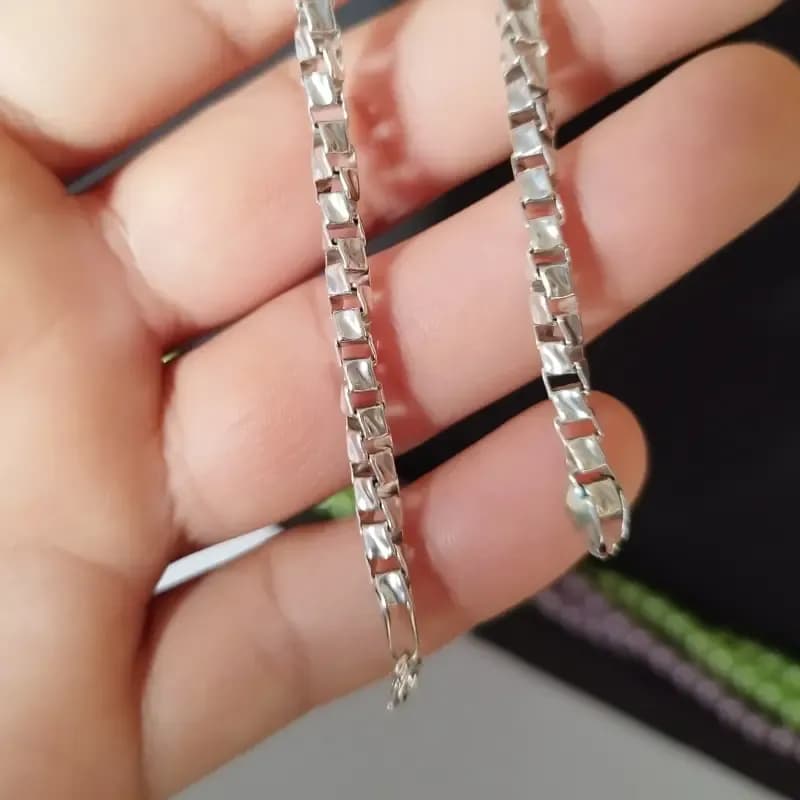 دستبند نقره زنانه ایتالیایی عیار 925 روکش طلا رنگ نقره ای — تصویر ۵