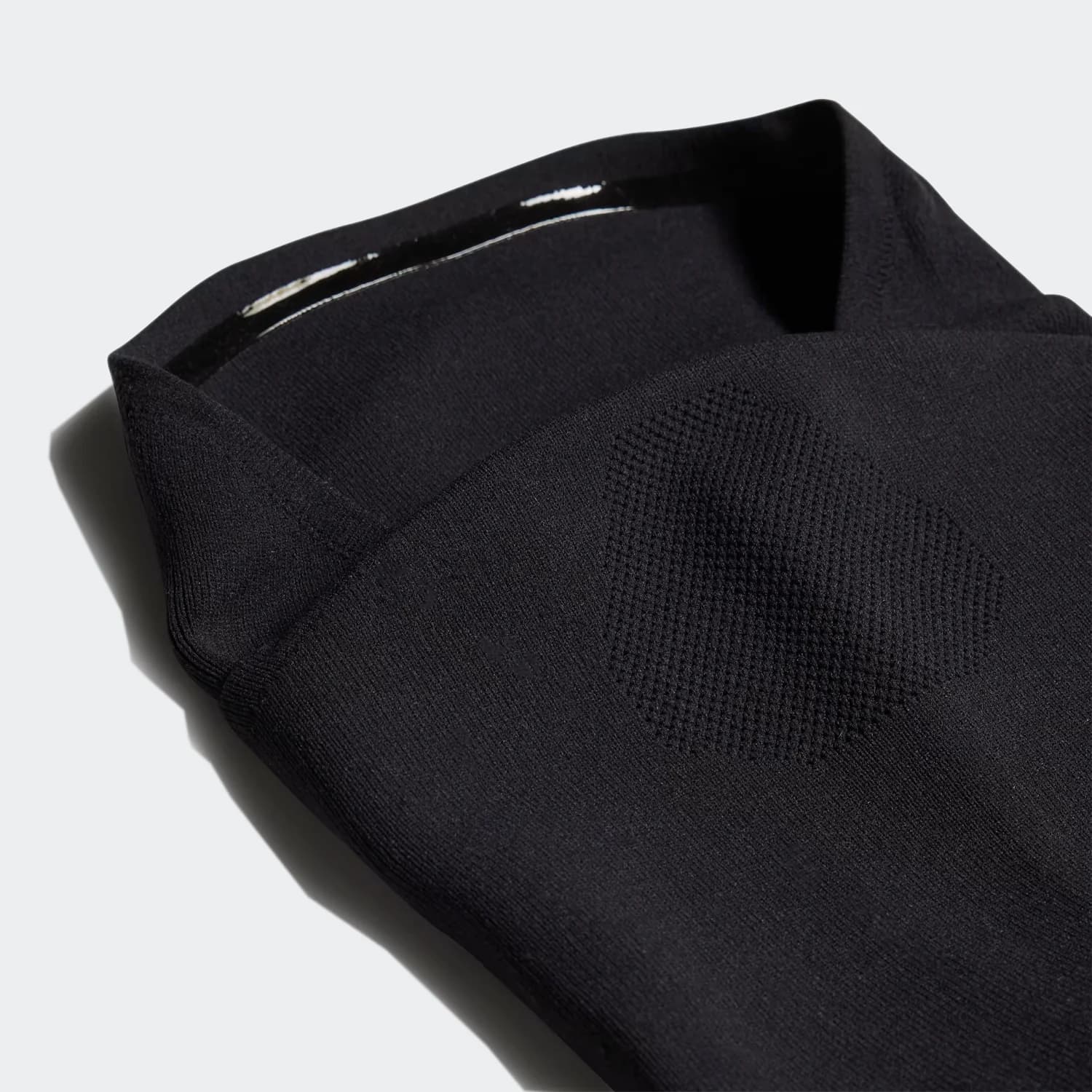گرمکن گردن فوتبال آدیداس مدل Tiro 23 Competition Neck Warmer — تصویر ۸