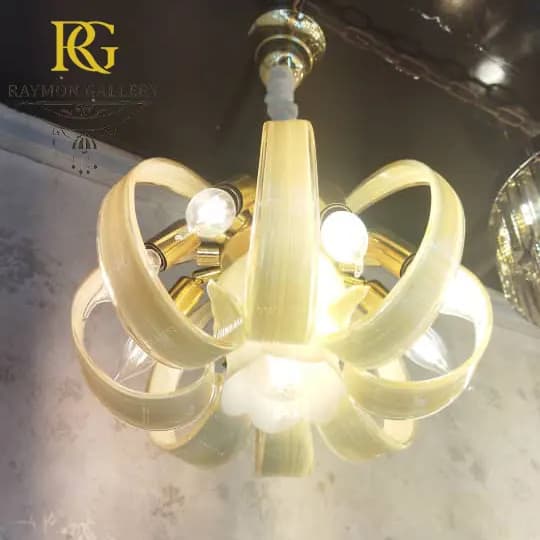 لوستر لنتر باکارات رنگ کرم — تصویر ۲