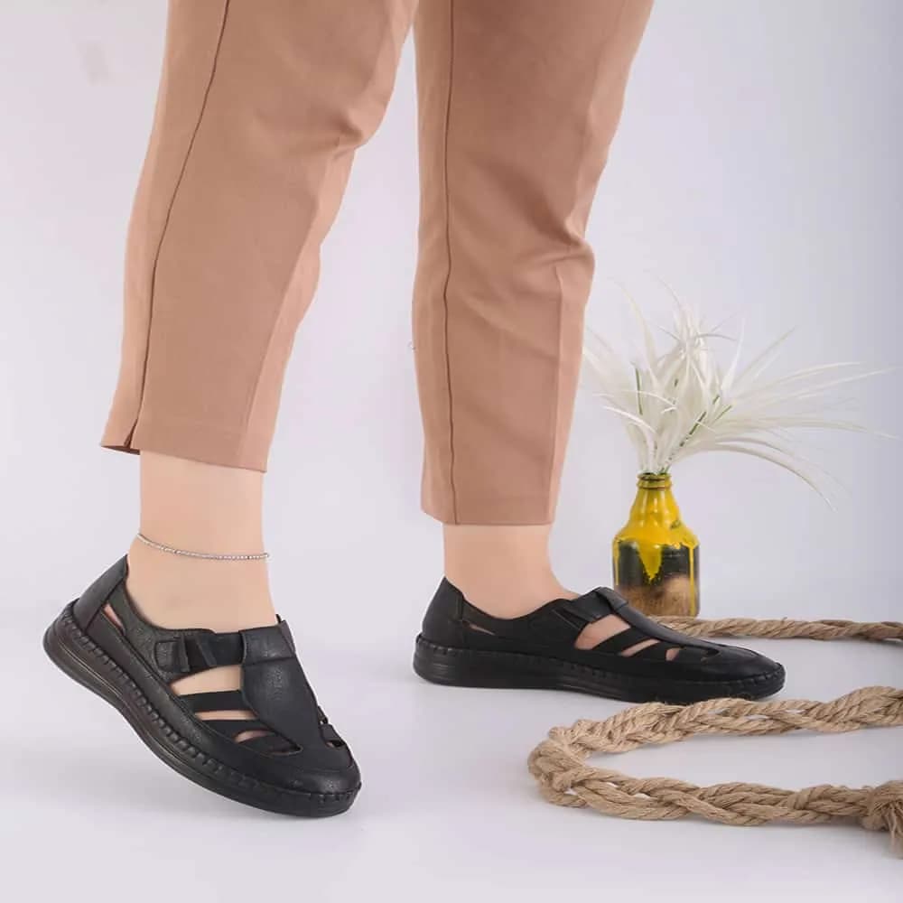 کفش طبی زنانه کد 3025 – دست دوز – دارای پد خارپاشنه