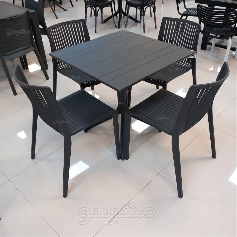 میز صندلی پلیمری کول کلیپ 2 (چهارنفره)