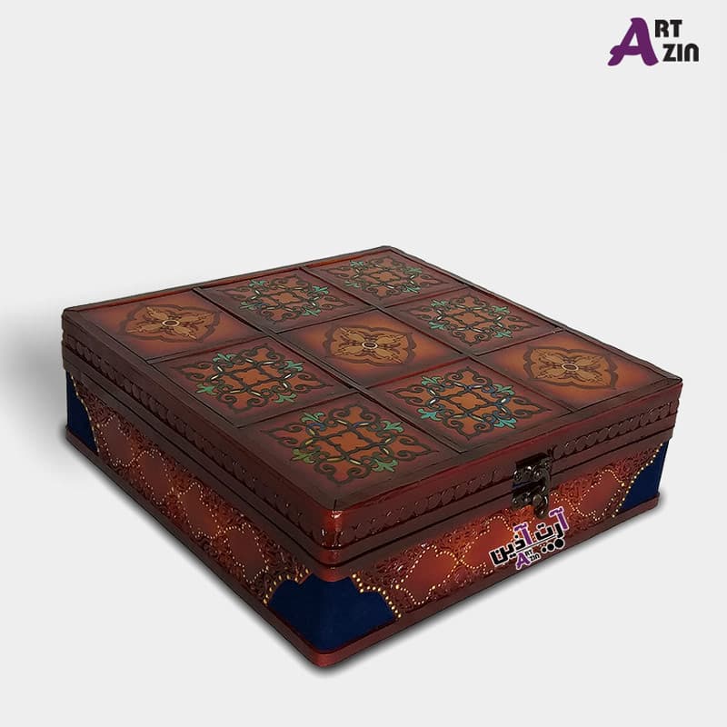 جعبه دمنوش و تی بگ چوبی 25*25 سانتی با چرم طبیعی و نقاشی کد: 828