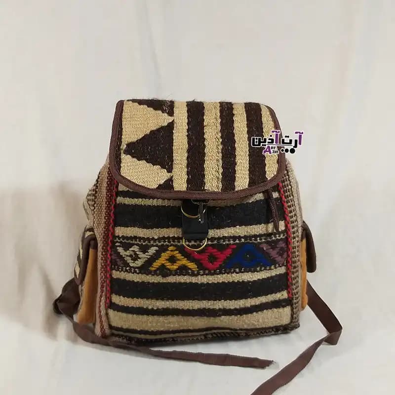 کوله سنتی دخترانه جاجیم دستبافت کد: 8 – 531 — تصویر ۲