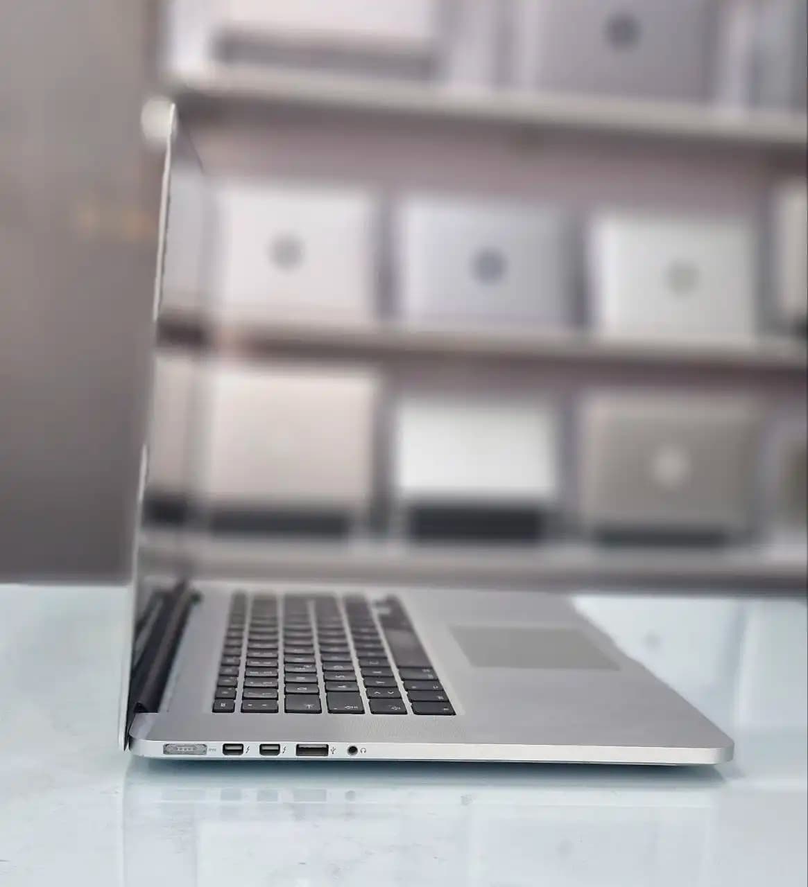 لپ تاپ استوک اپل مک بوک پرو مدل APPLE MacBook Pro 10.1 A1398 — تصویر ۷