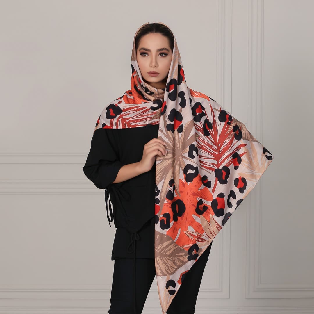 روسری طرح پلنگی