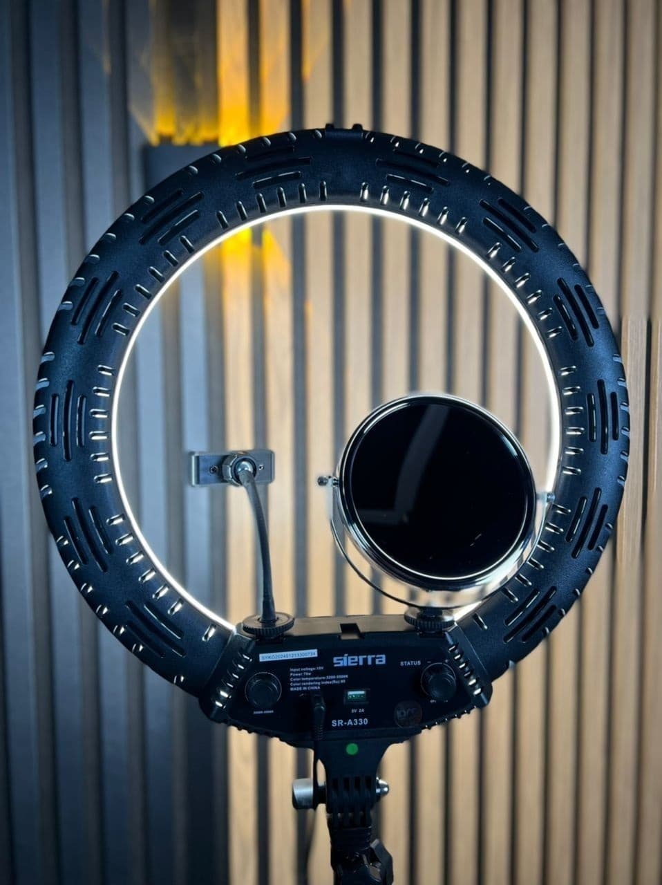 رینگ لایت سی یرا Sierra Ring Light A330 — تصویر ۳