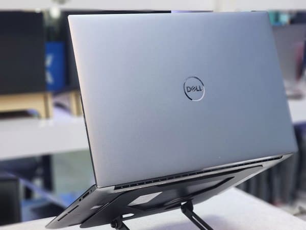لپ تاپ 15.6 اینچی دل مدل Precision 5550 I7-10850H 16GB 512SSD 4k Touch — تصویر ۳